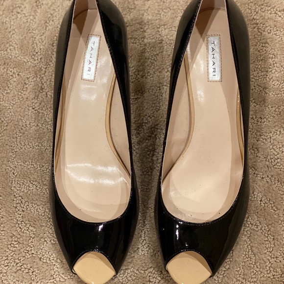 Tahari Black Patent Peep Toe Pumps - Picture 4 of 6